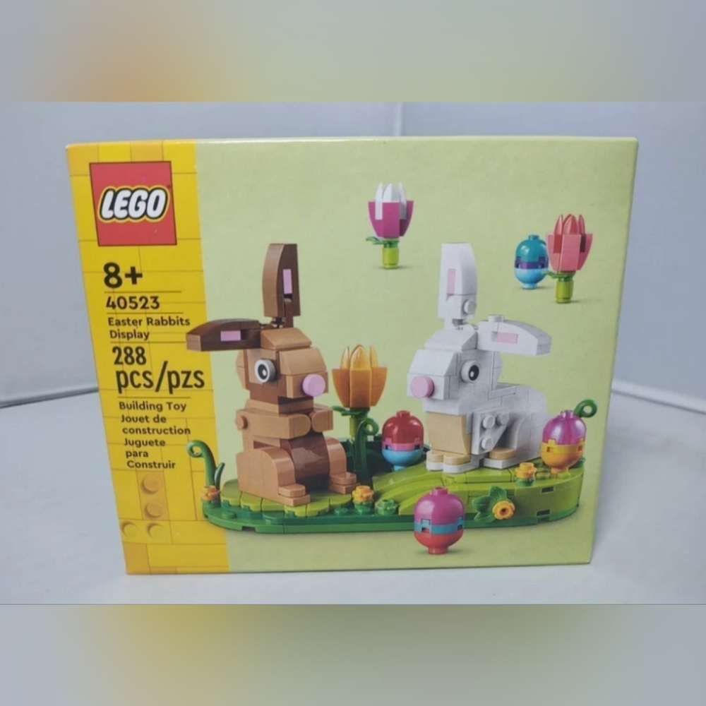 Lego 40523 Easter Rabbits Display NWT Building Toy Set